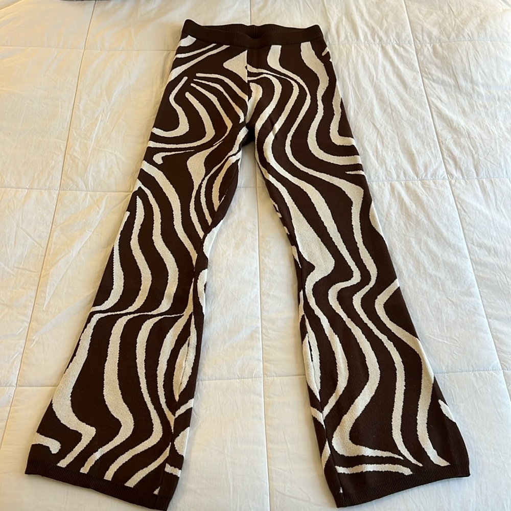 Bailey Rose Zebra Knit Pants (Part of a Set)